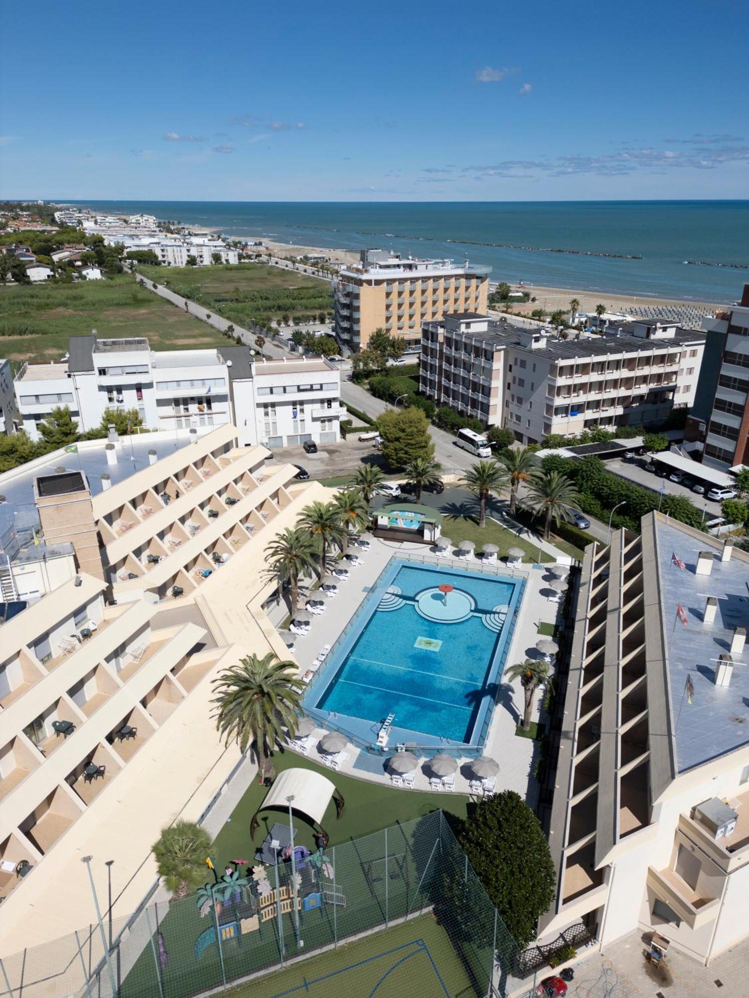 Park Hotel & Dependance Con Spiaggia Martinsicuro Esterno foto